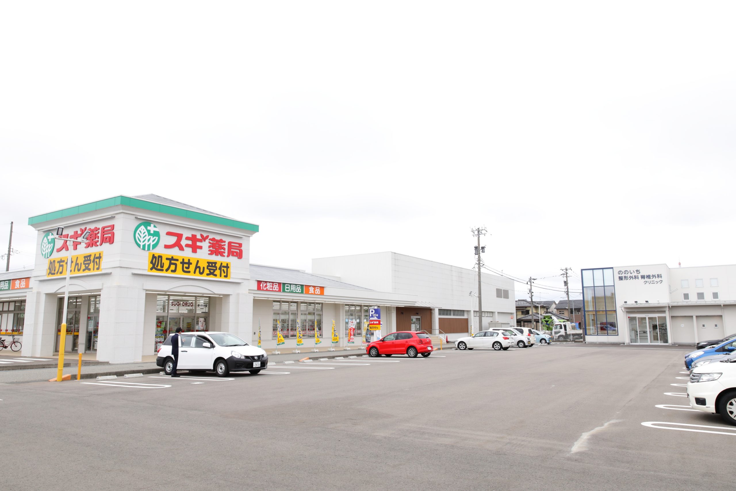 野々市中央院の駐車場